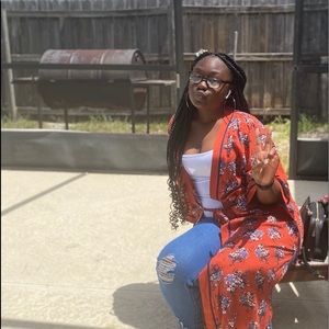 Meet your Posher, Zeniah